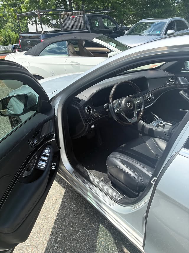 Detailed Mercedes S-Class interior, leather and dash